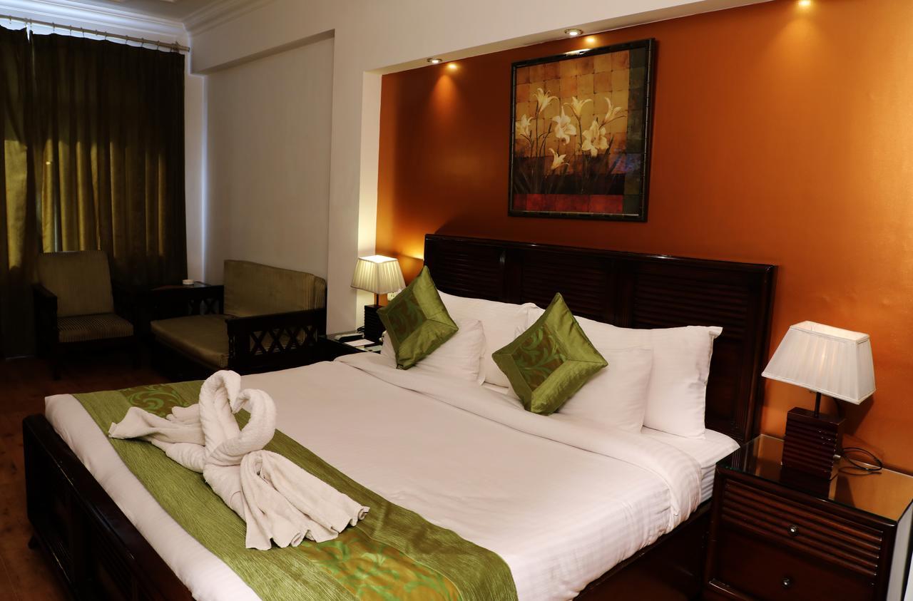 Hotel Baljees Regency Shimla Luaran gambar