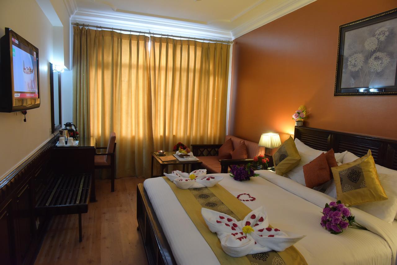 Hotel Baljees Regency Shimla Luaran gambar